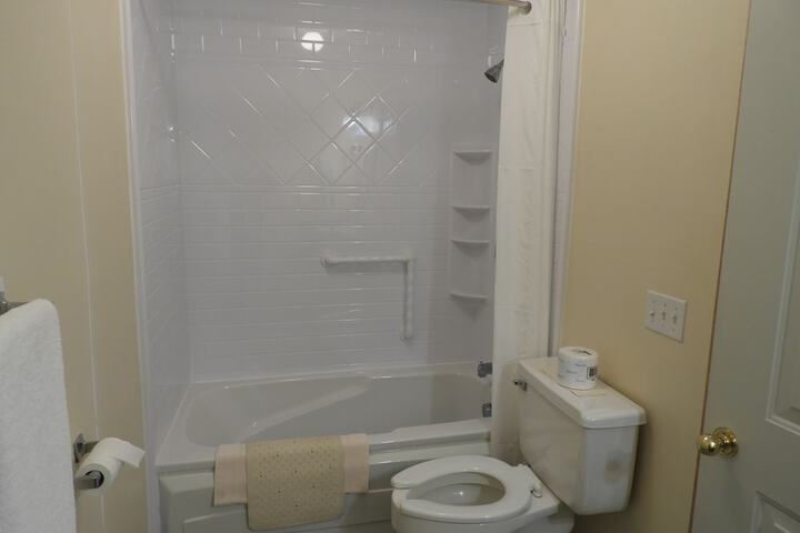 Room 76 of 115