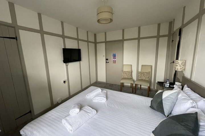 Room 7 of 29