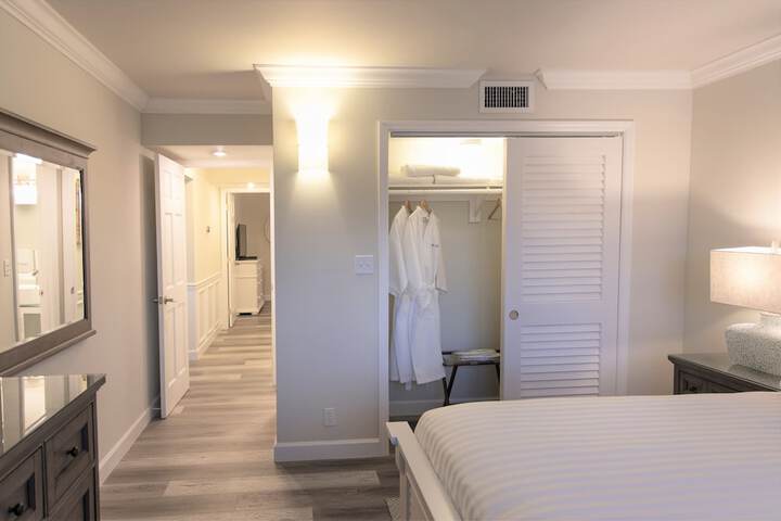 Room 12 of 98