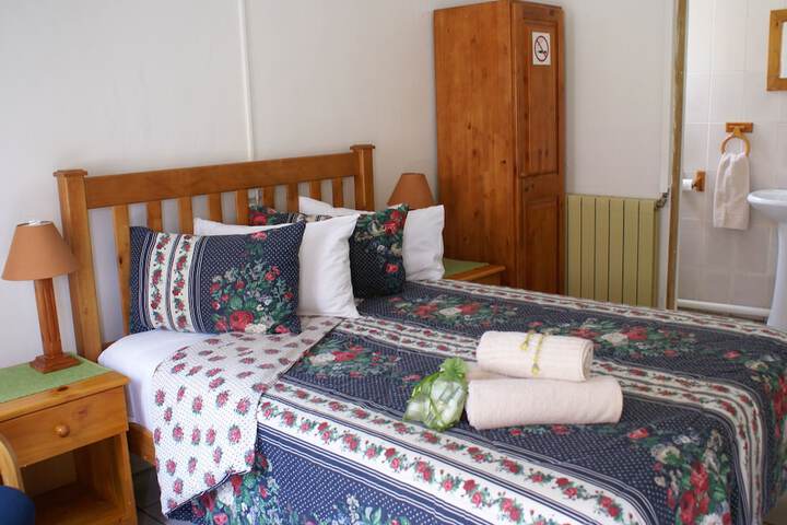 Room 4 of 101