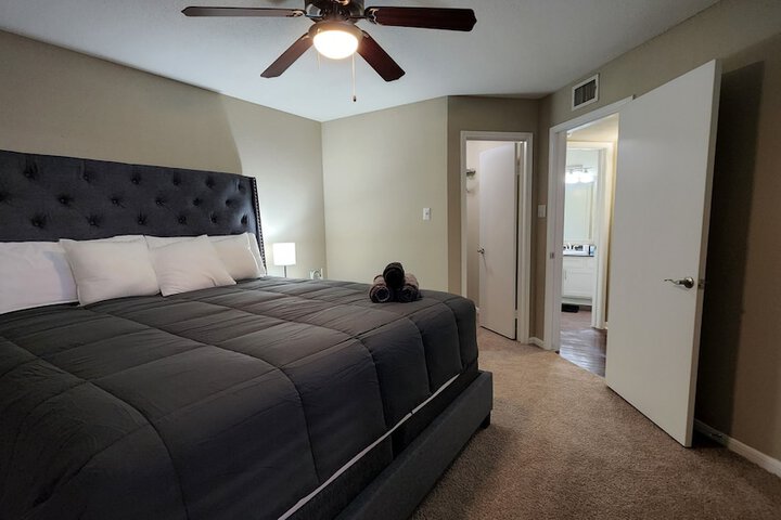 Room 7 of 47