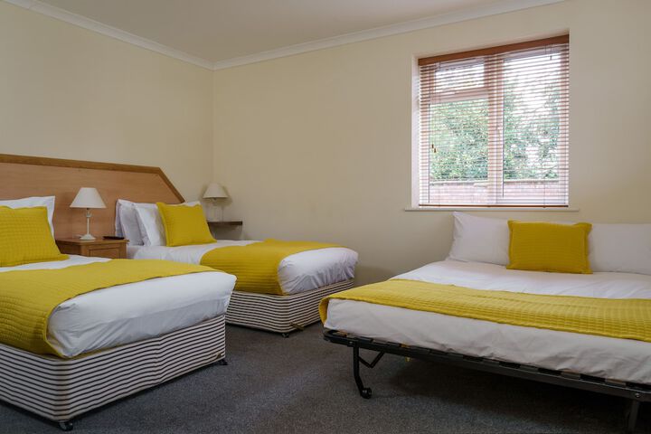 Room 7 of 73