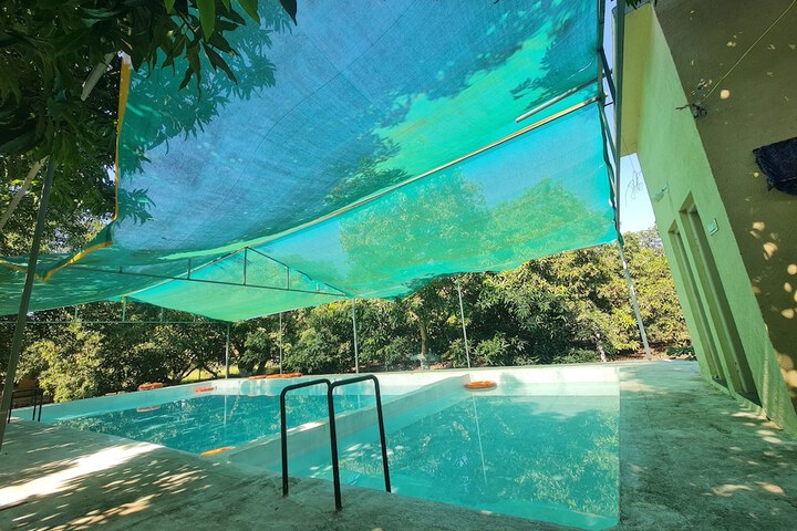 Pool 27 of 52