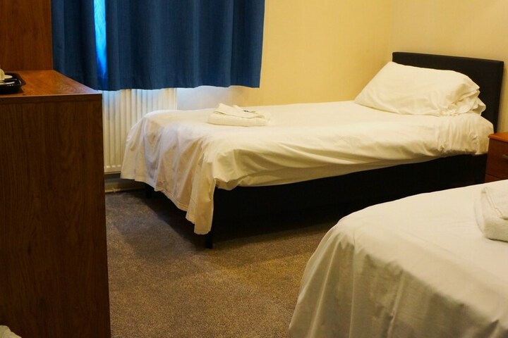 Room 22 of 162