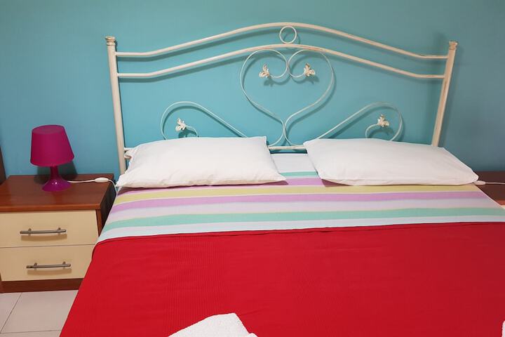 Room 18 of 46