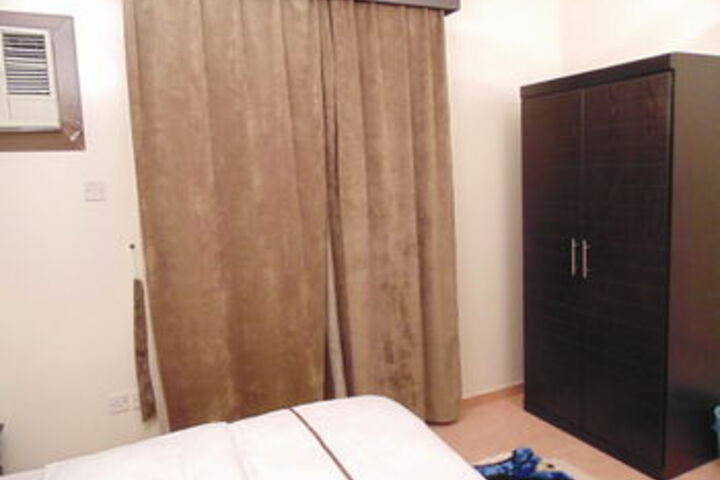 Room 16 of 31