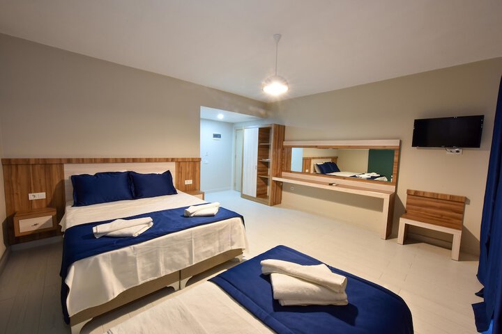 Room 3 of 24
