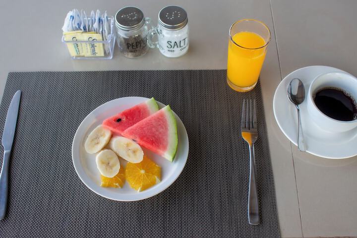 Breakfast/Coffee Service 56 of 83