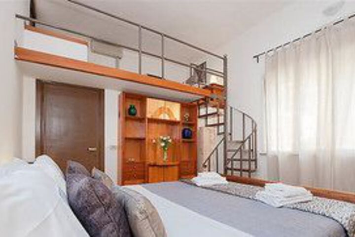 Room 74 of 209