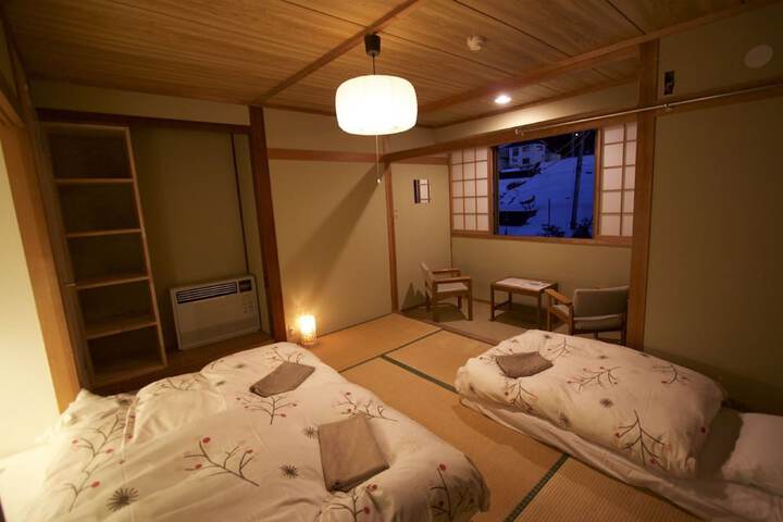 Room 5 of 57