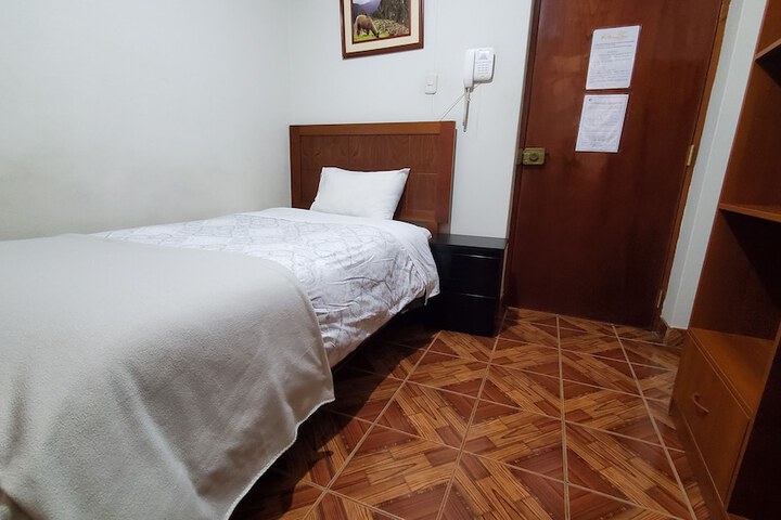Room 12 of 31