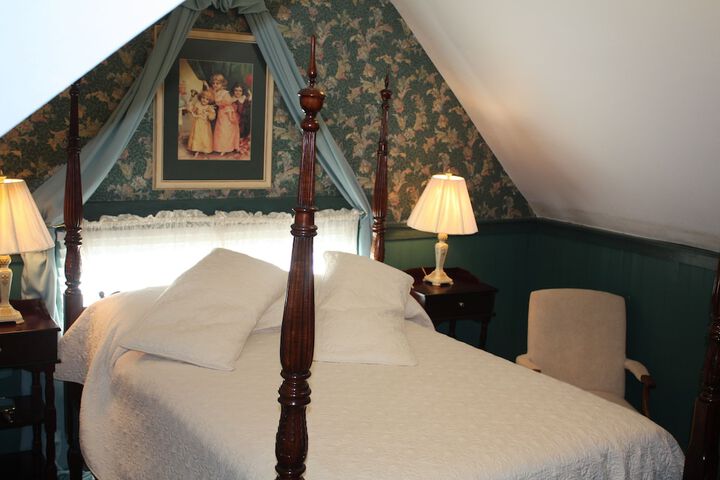Room 21 of 52