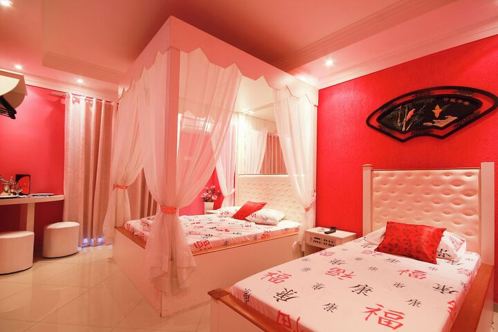 Room 39 of 62