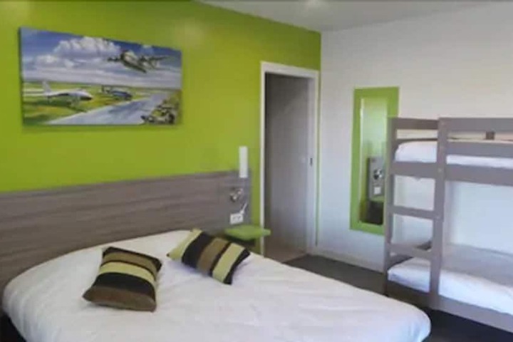 Photo of Airport Hotel