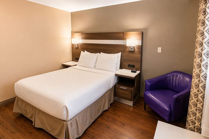 Room 21 of 47