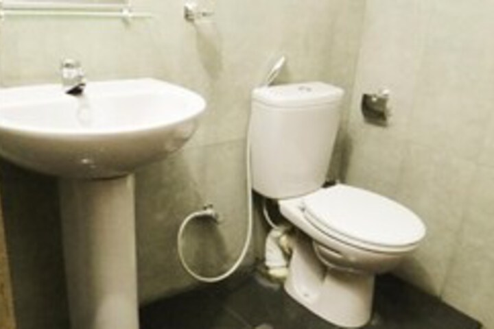 Room 2 of 12