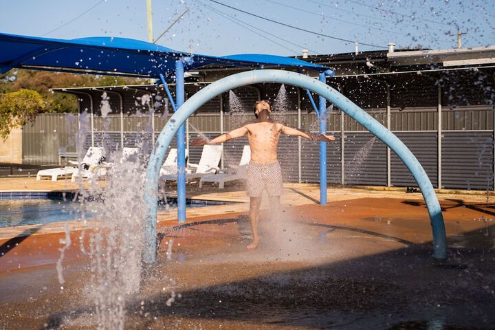 Pool 71 of 96