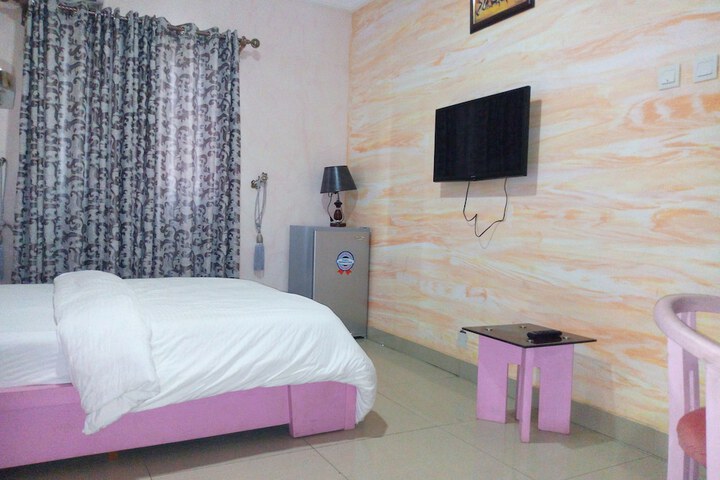 Room 6 of 44
