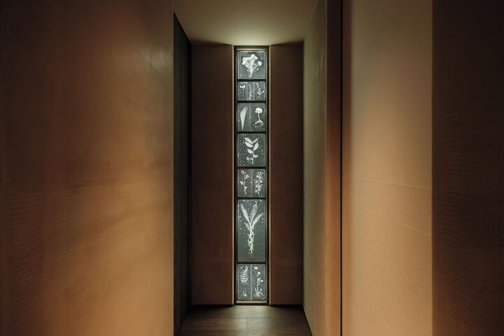 Room 13 of 47