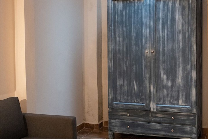 Room 12 of 37