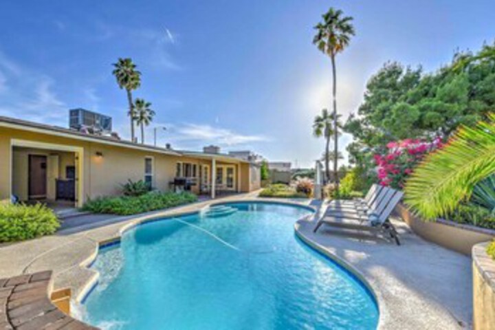 Sls Laure Free Heated Pool Spa. in Scottsdale, AZ