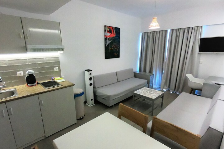 Room 10 of 20