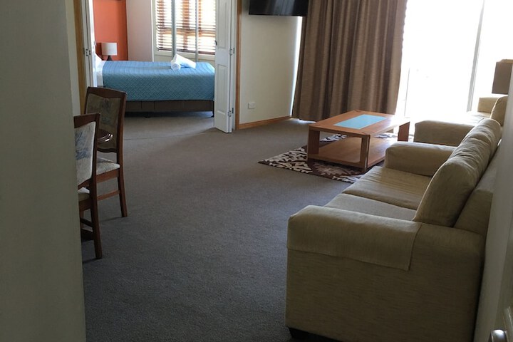 Room 5 of 29