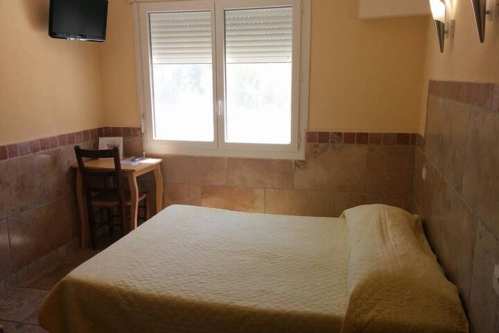 Room 6 of 26