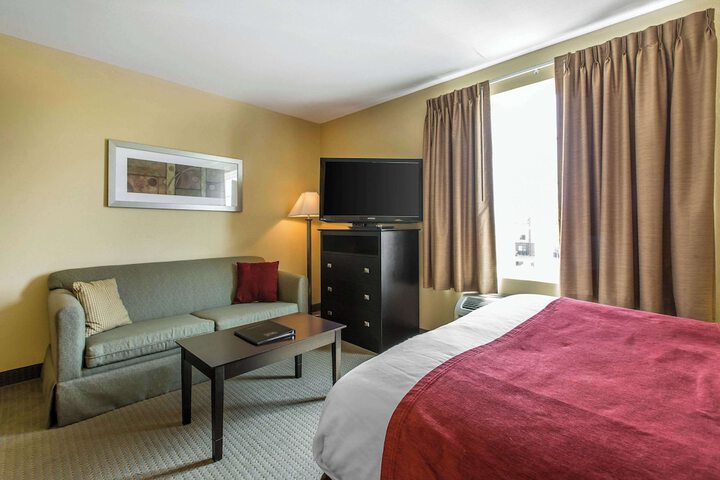 Room 26 of 71