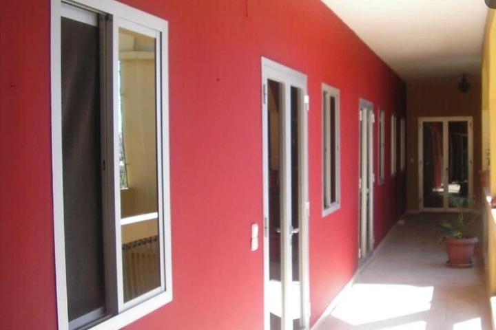 Hotel Exterior 14 of 15