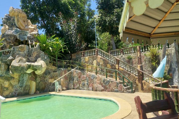 Pool 32 of 56