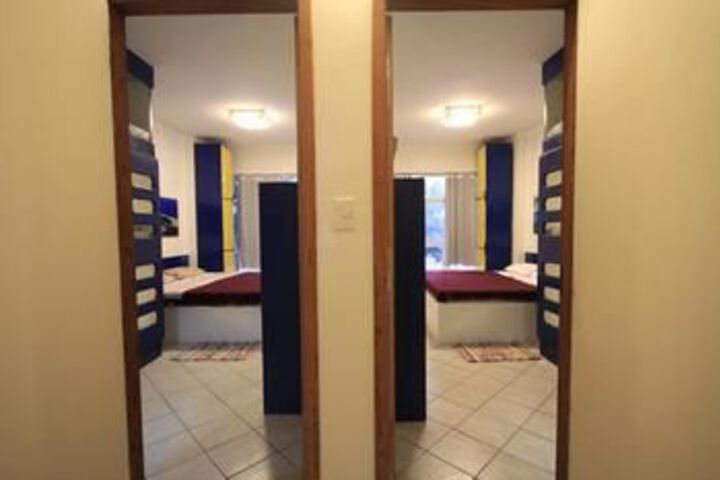 Room 12 of 22