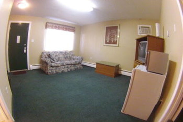 Room 15 of 35
