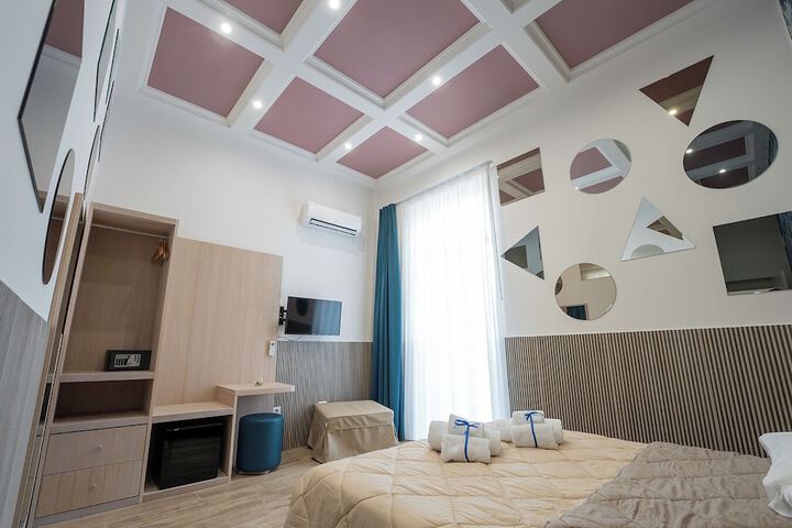 Room 164 of 309