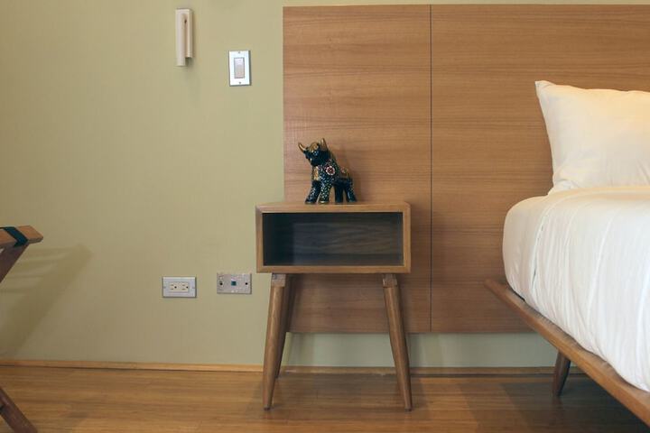 Room 28 of 80