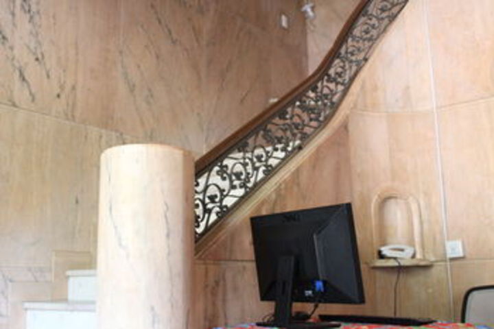 Business Center 11 of 36