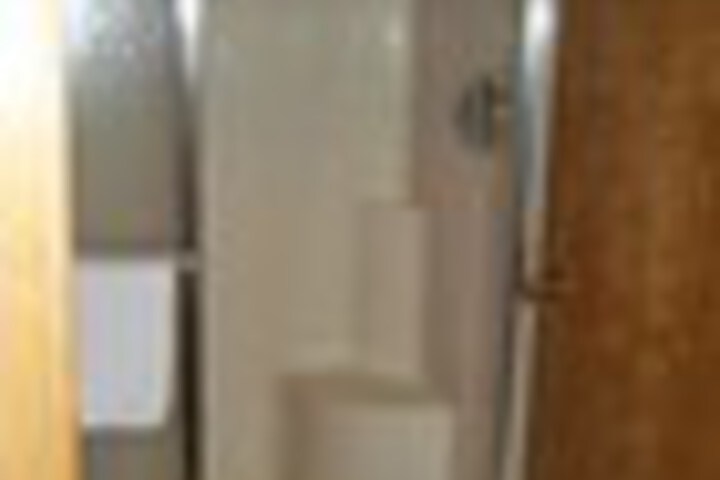 Room 185 of 279