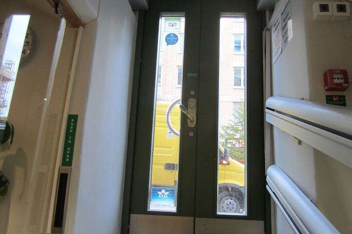 Entrance & Lobby