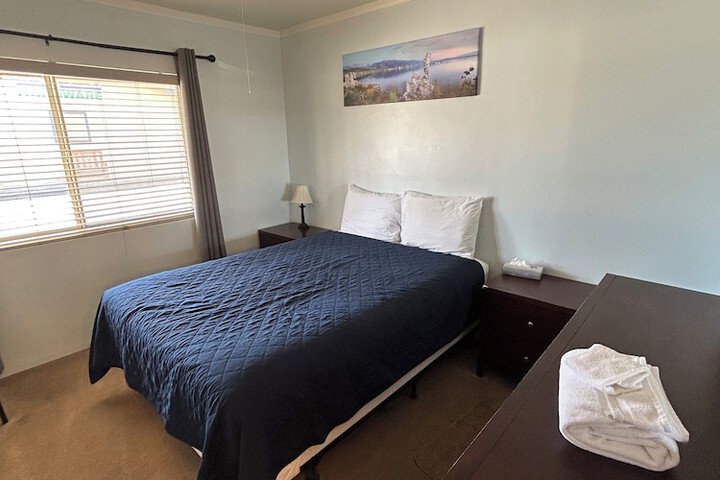 Room 11 of 65