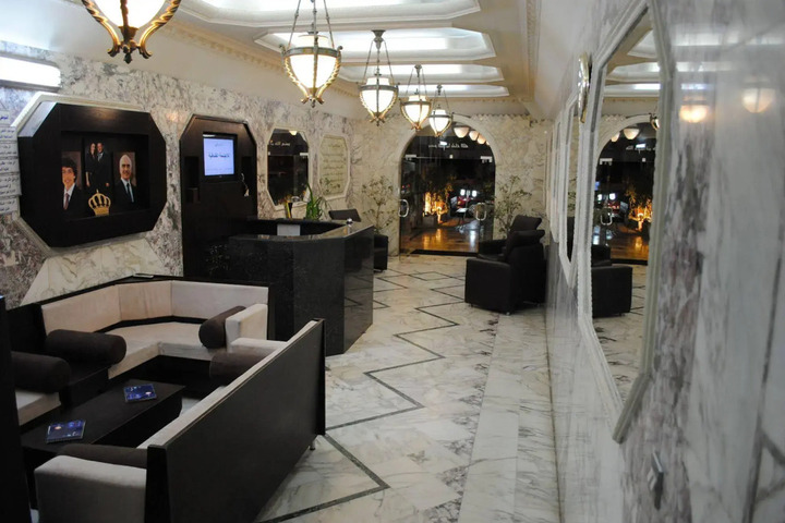 AL-BALLOUTI HOTEL SUITES