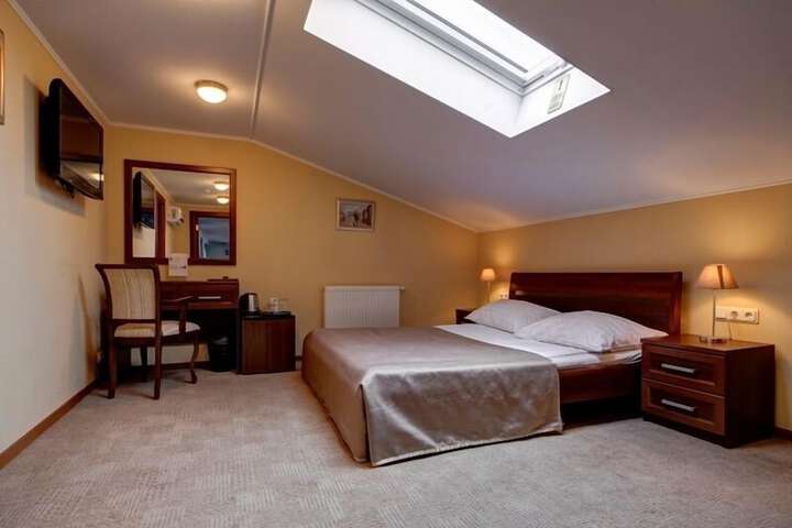 Room 14 of 69