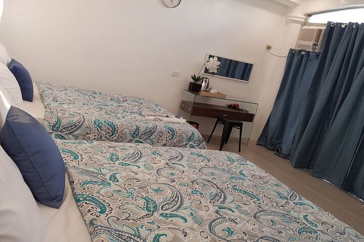 Room 4 of 44