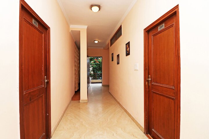 OYO 338 New Paradise C / o M/S Smart Office Solutions