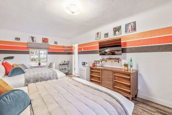 Room 10 of 71