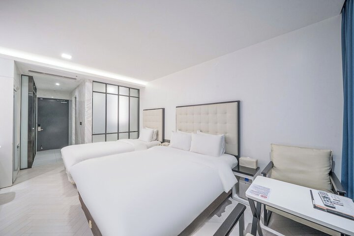 Daegu Dongseongro Hotel Labella