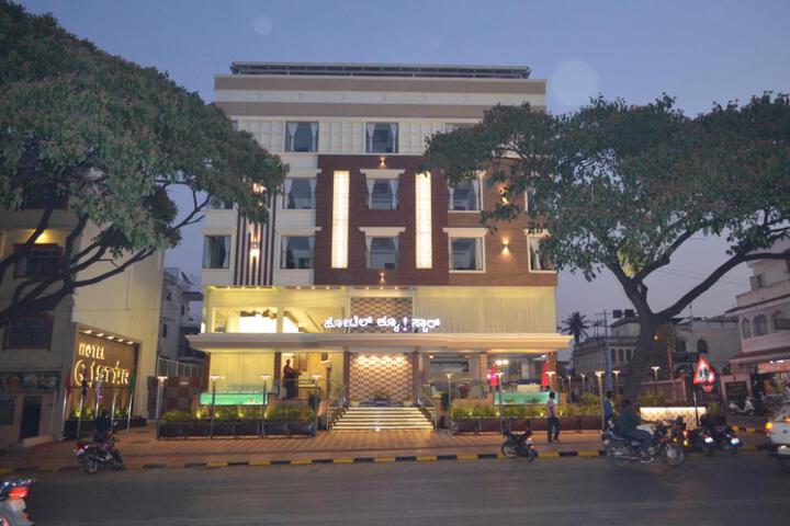 Hotel Q Star