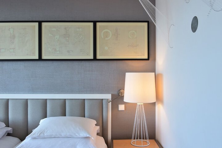 Room 18 of 63