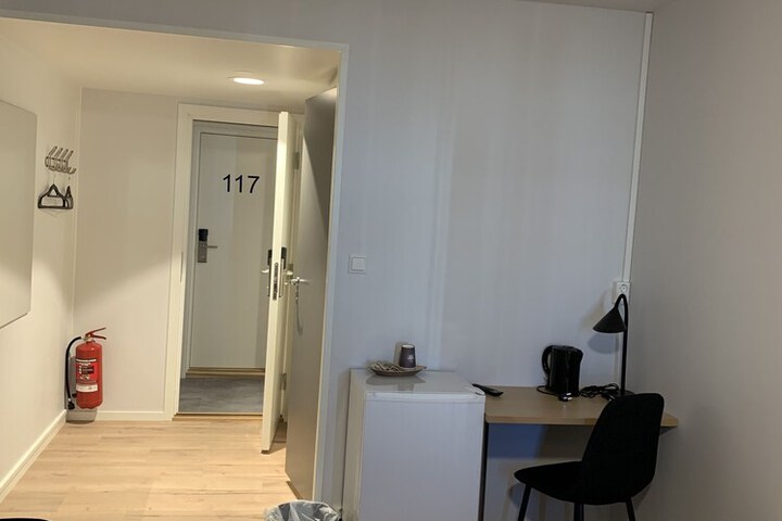 Room 15 of 67