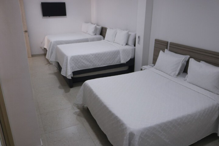 Room 8 of 15
