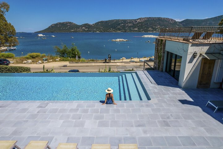 Pool 54 of 103